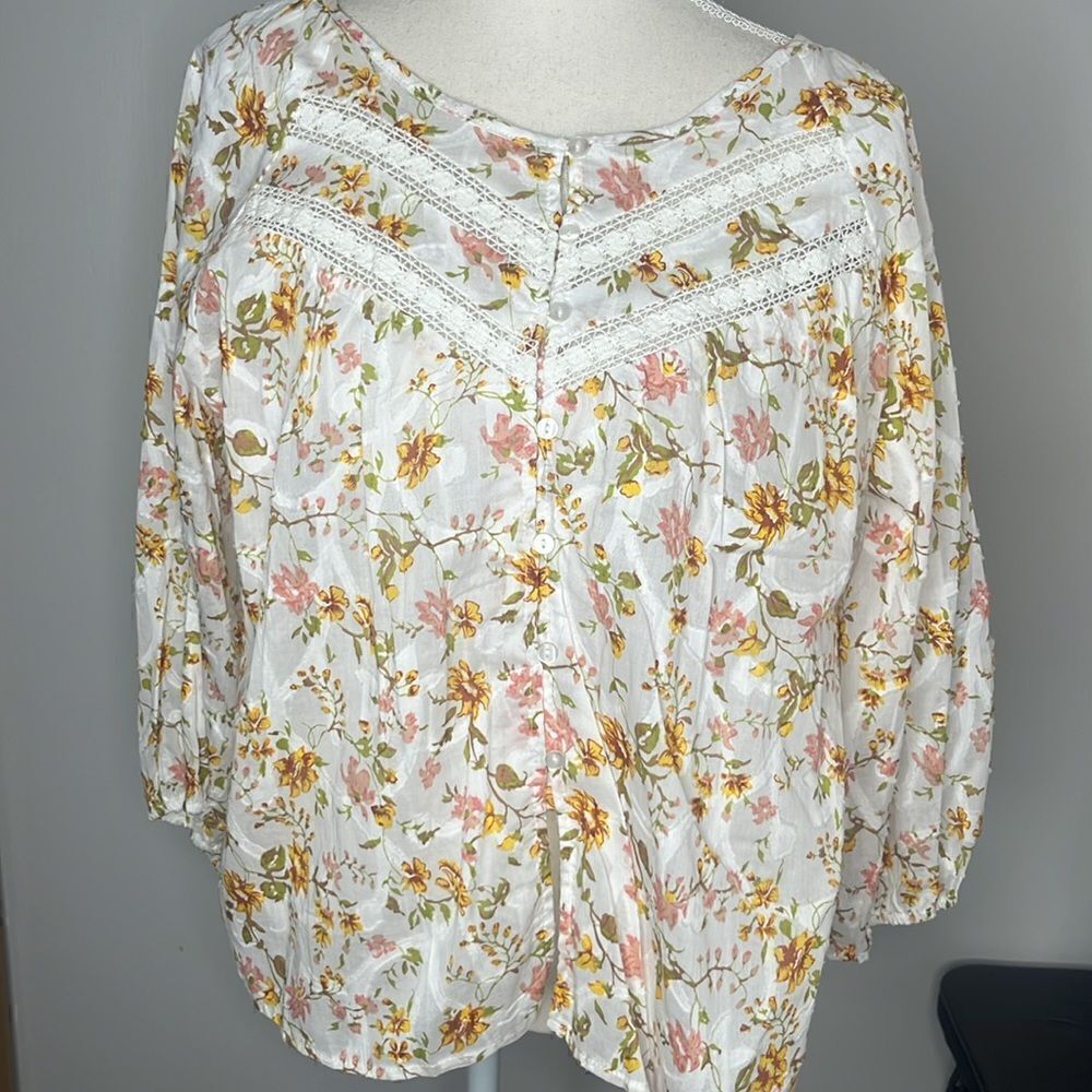 Women’s XL Hester & Orchard Floral Longsleeve Blouse